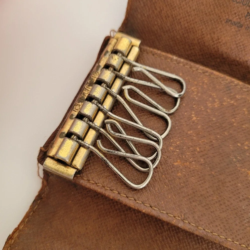 Louis Vuitton Monogram 6 Key Holder Wallet Brown Canvas Vintage Made in France